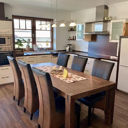 Mit Terrasse In Sellin (Rugen)
