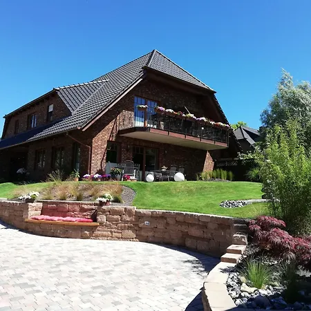 Апартаменты Mit Terrasse In